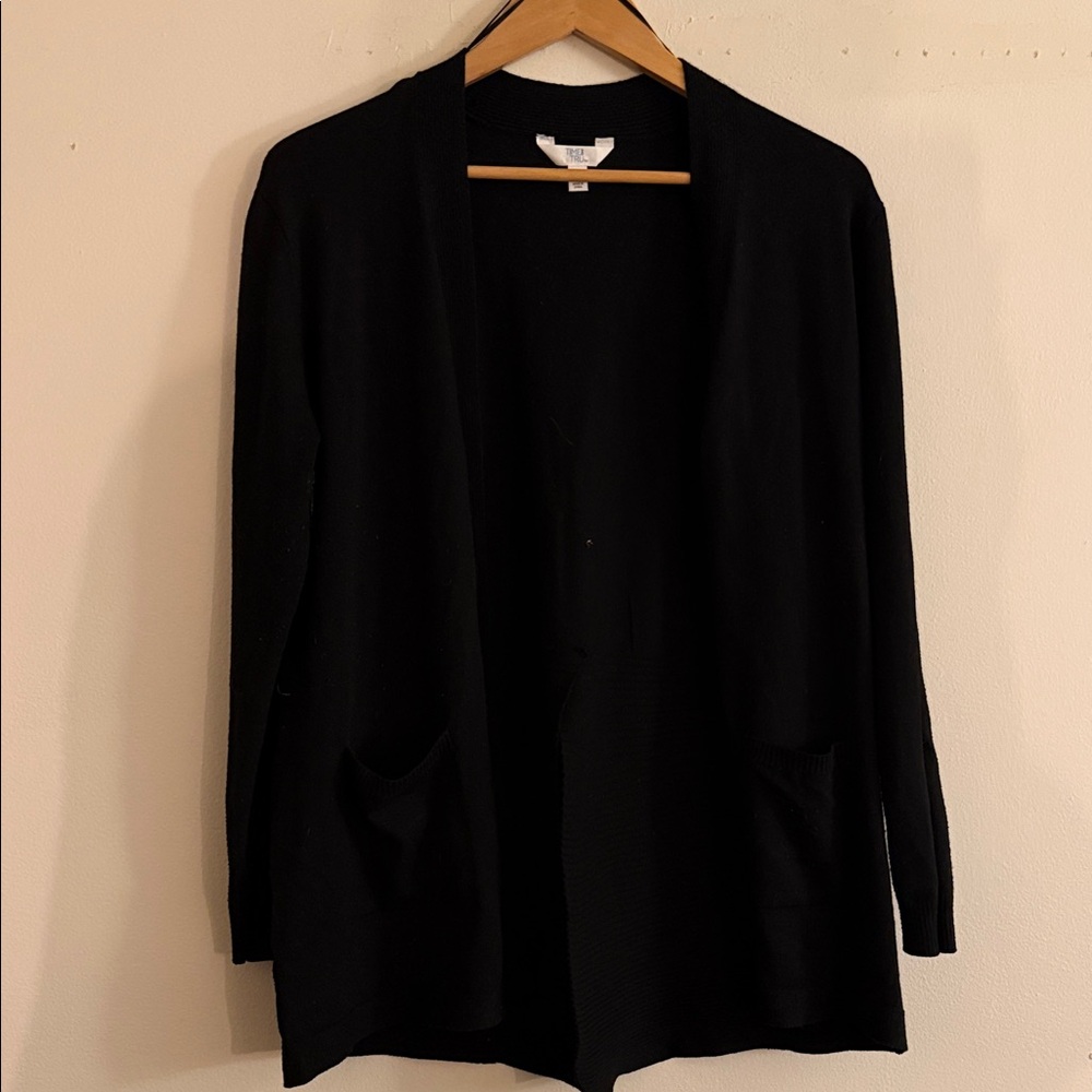 Time and Tru Women's Black Cardigan